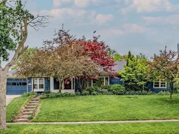 1202 W Branning Ave, Fort Wayne, IN 46807
