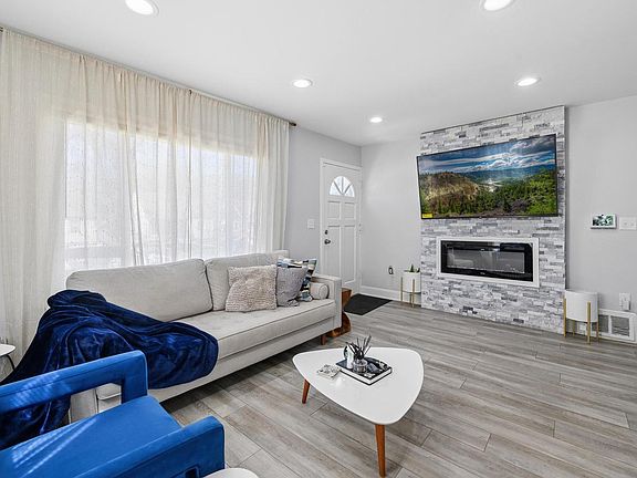 4th image of 5132 N 57th STREET