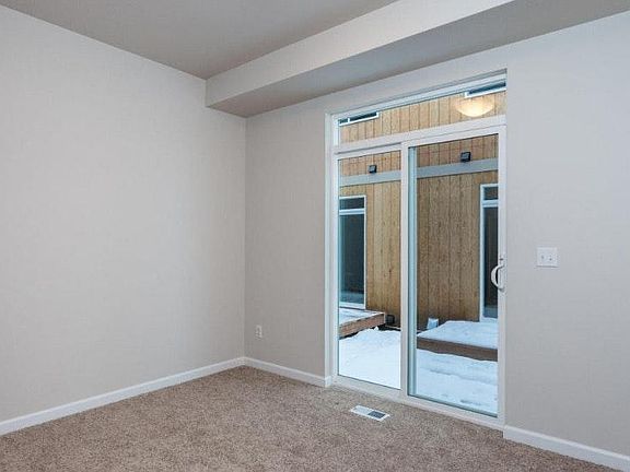 Bedroom (Downstairs)