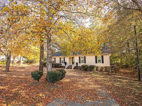1708 Rogers Rd, Graham, NC 27253