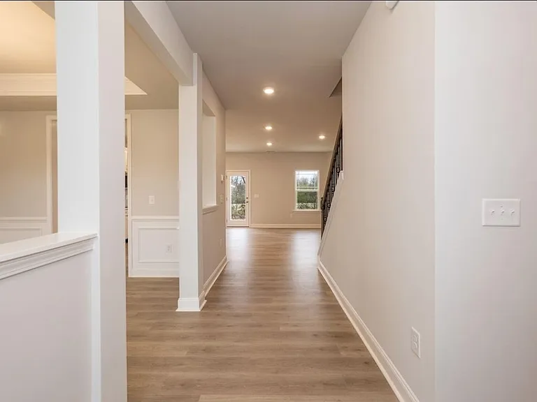 316 Hopewell Branch Ct — Photo 11