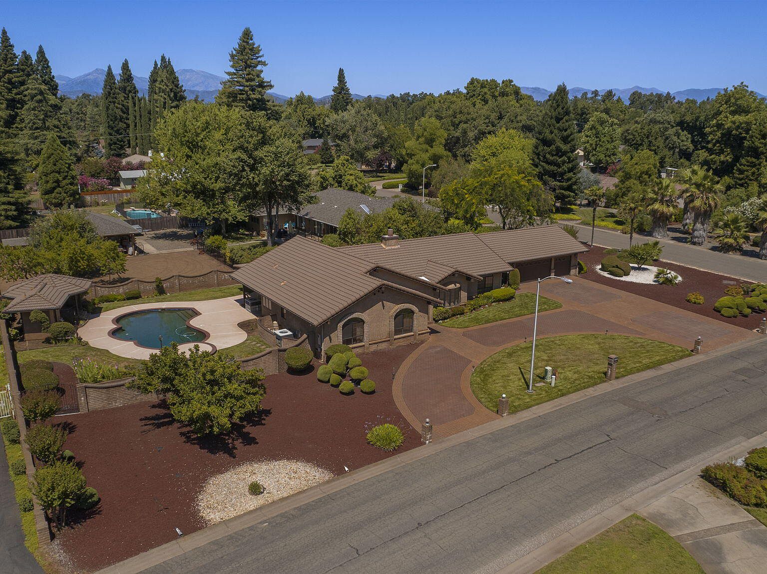 6516 Lucerne Ct, Redding, CA 96001 MLS 232809 Zillow