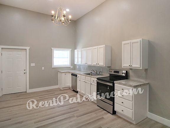 4th image of 710 W Main St #B