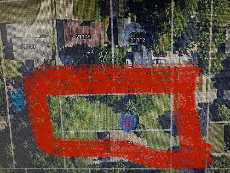 1st image of 0 Manhattan St