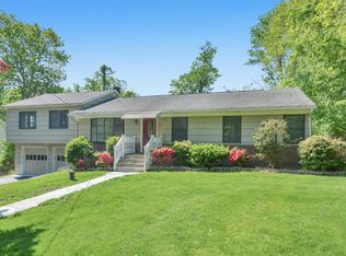 234 Mabel Pl, Franklin Lakes, NJ 07417