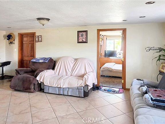 4th image of 2904 2nd St