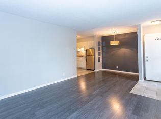 218 S Batchewana Ave #101, Clawson, MI 48017