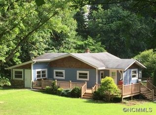389 Chunns Cove Rd, Asheville, NC 28805