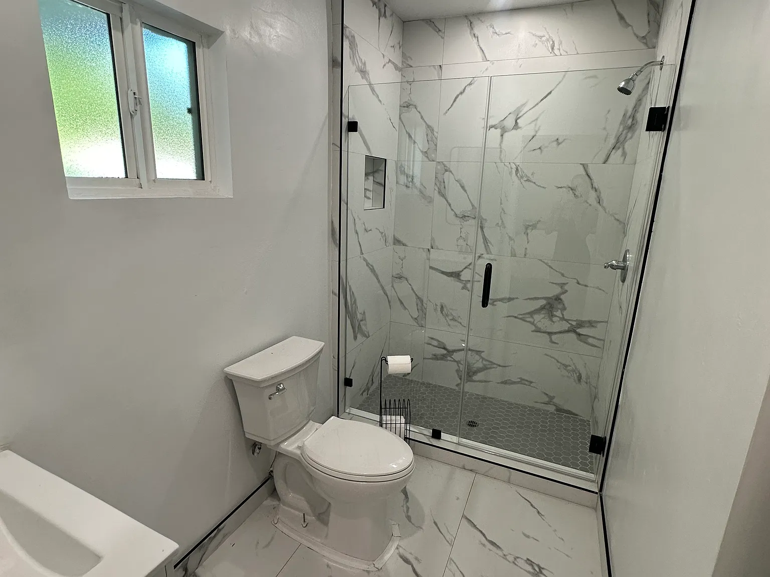 1 bed, 460 sqft, $2,000 — Photo 3