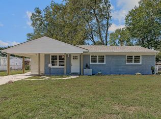 451 S Roselawn Dr, West Memphis, AR 72301