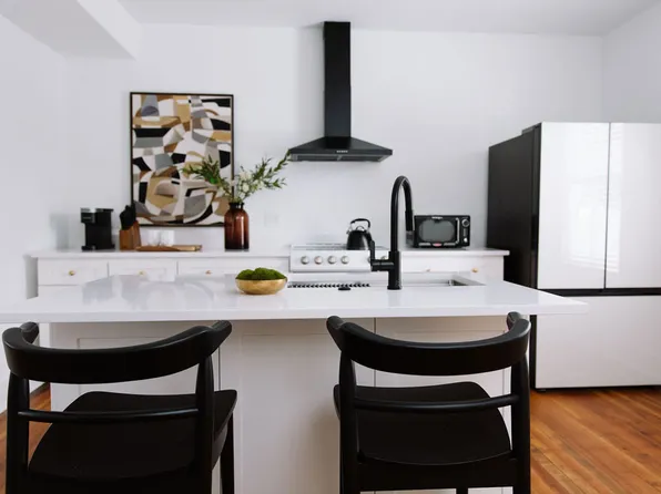 8529 Main St, Port Republic, VA 24471