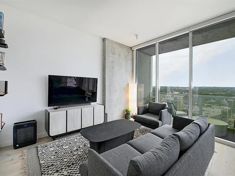 301 West Ave #2201 — Photo 10