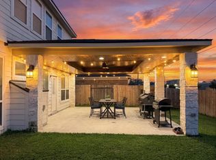 9908 Climbing Tree St, Conroe, TX 77385