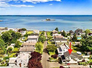 17 Wilford Rd, Branford, CT 06405