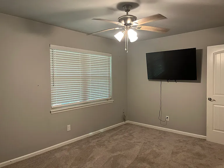 1310 Westview Dr — Photo 6