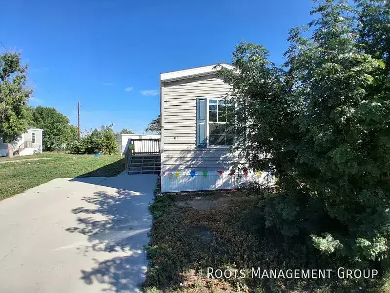 2 Bed 1 Bath Home Available for Lease at Alliance Vista MH and RV Park - Apply Now! — Photo 4