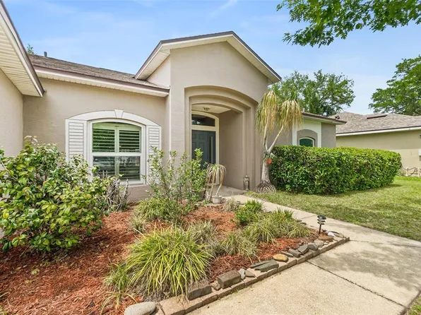6 Evansville Ln, Palm Coast, FL 32164