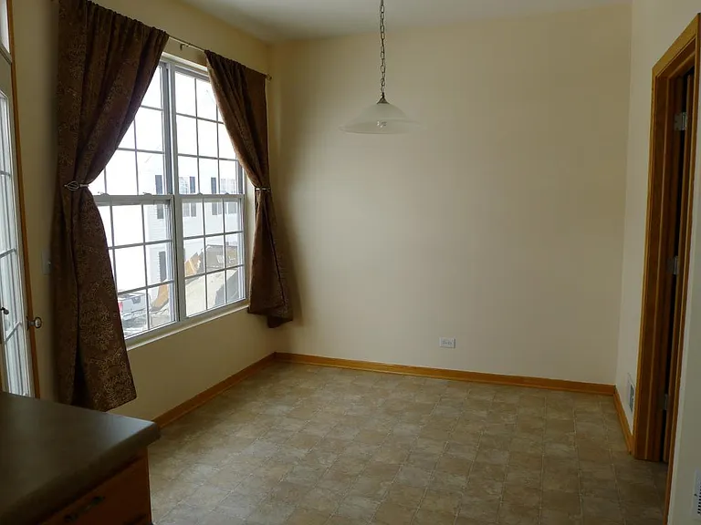 1577 W Turtle Creek Ln — Photo 7