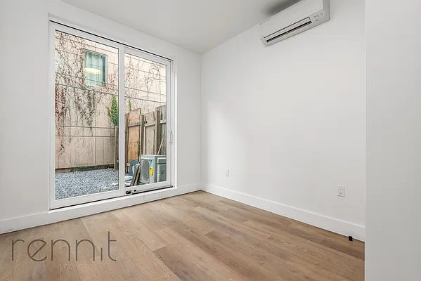 Rented by Rennit Inc. | media 31