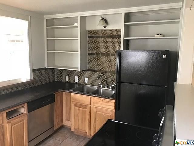 1st image of 509 Rogers St