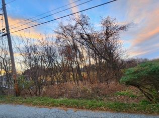 44 Fernwood Rd, Wantage, NJ 07461