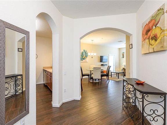 2nd image of 4126 Breakview Dr #404
