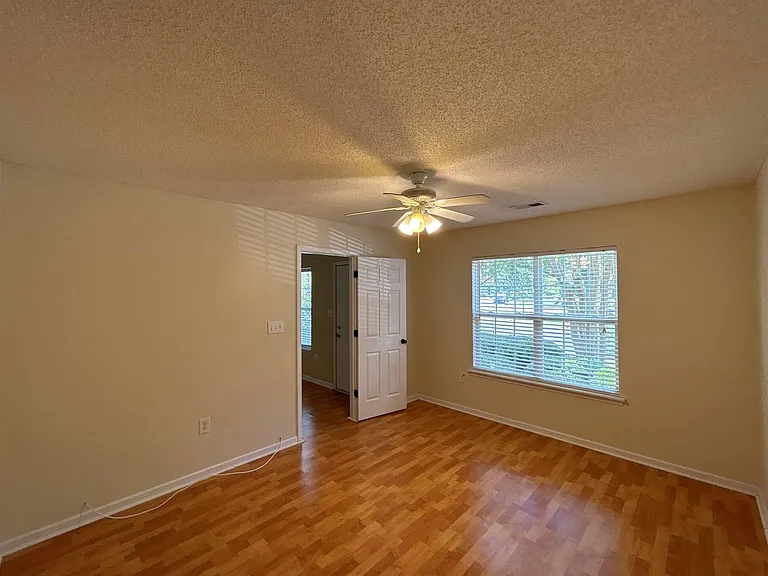 12402 Bluestem Ln — Photo 8