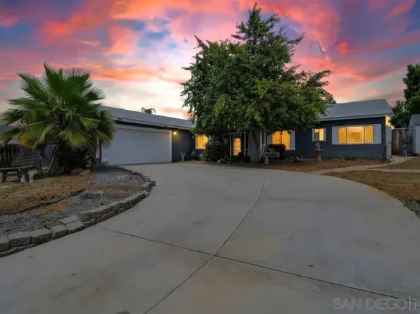 121 S Stephanie Ln, El Cajon, CA 92019