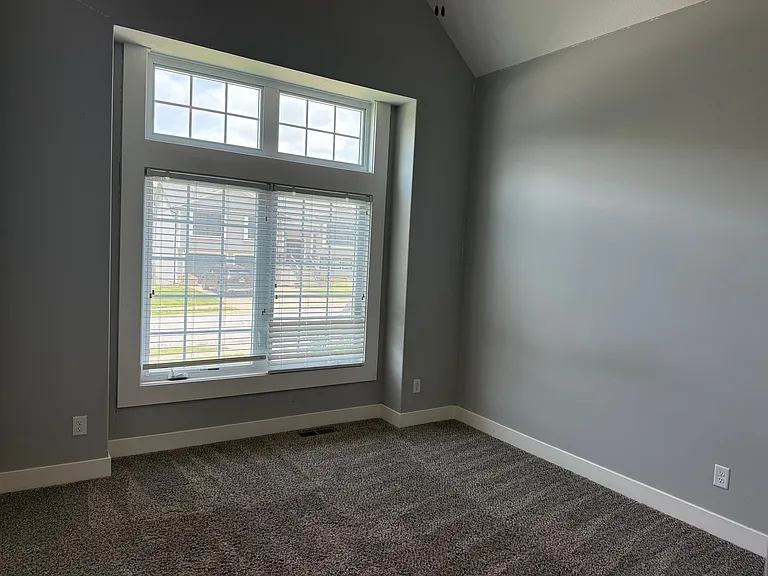 1202 Ridge Tree Ln — Photo 10