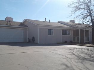 777 Plata Dr SE, Rio Rancho, NM 87124