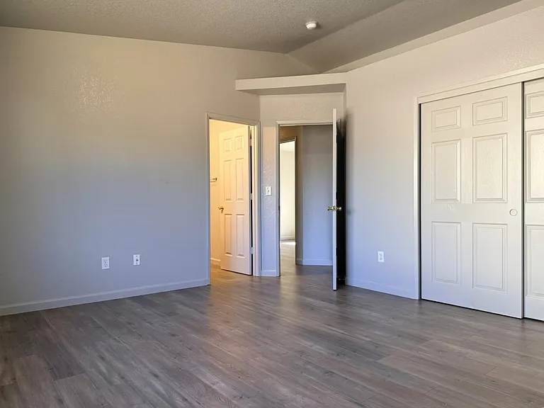 520 Saint Teresa Ct — Photo 21
