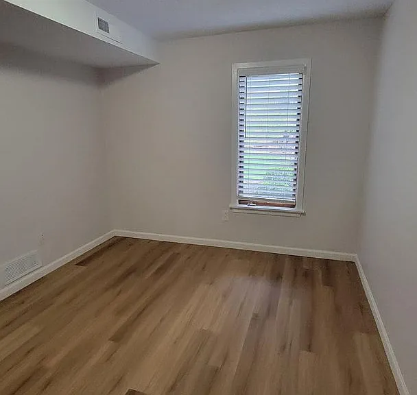 1845 Clayton Ave #110 — Photo 35