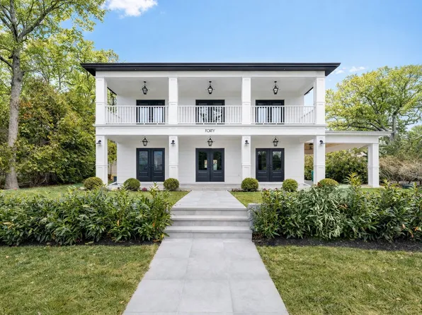 40 Waters Edge Rd, Southampton, NY 11968