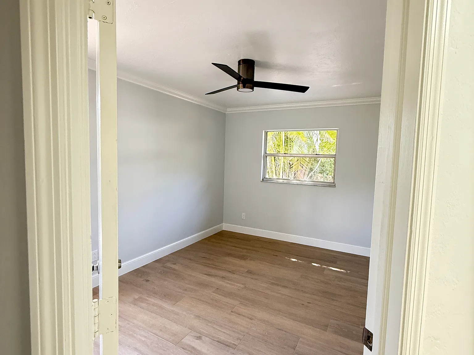 25356 Pinson Dr — Photo 3
