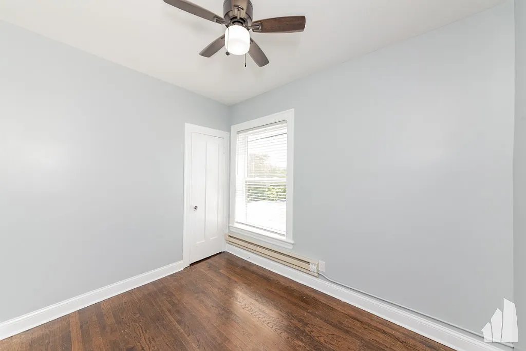 2 bed, 1.0 bath, 850 sqft, $2,445 — Photo 4