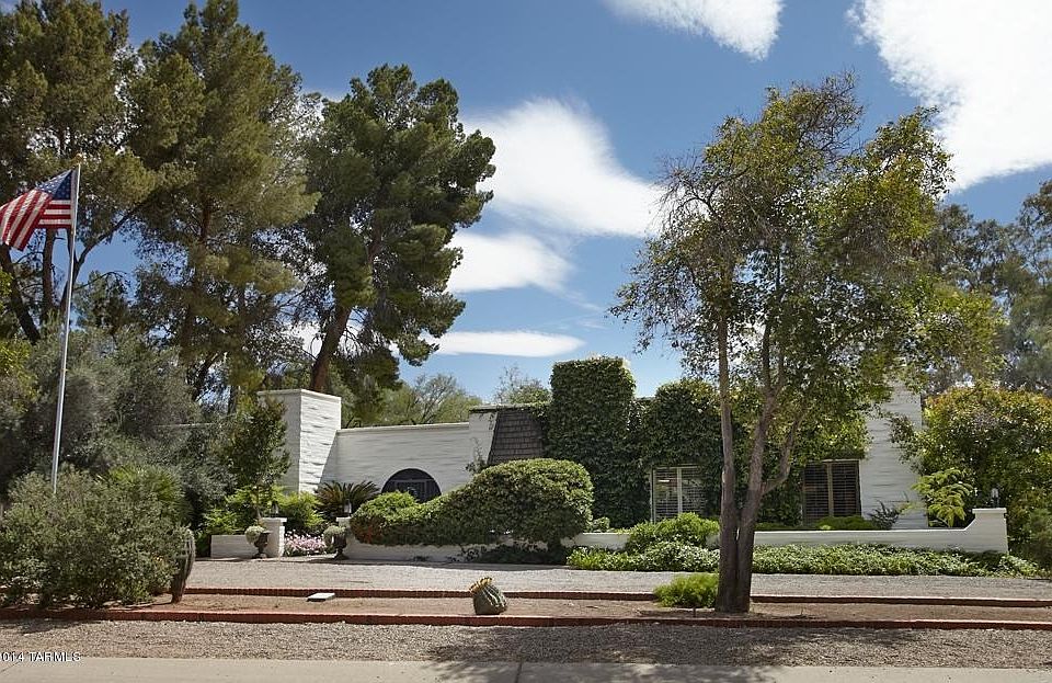 1st image of 6034 E Miramar Dr