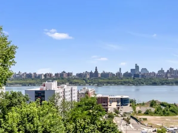 1 Columbus Place image 1 of 18