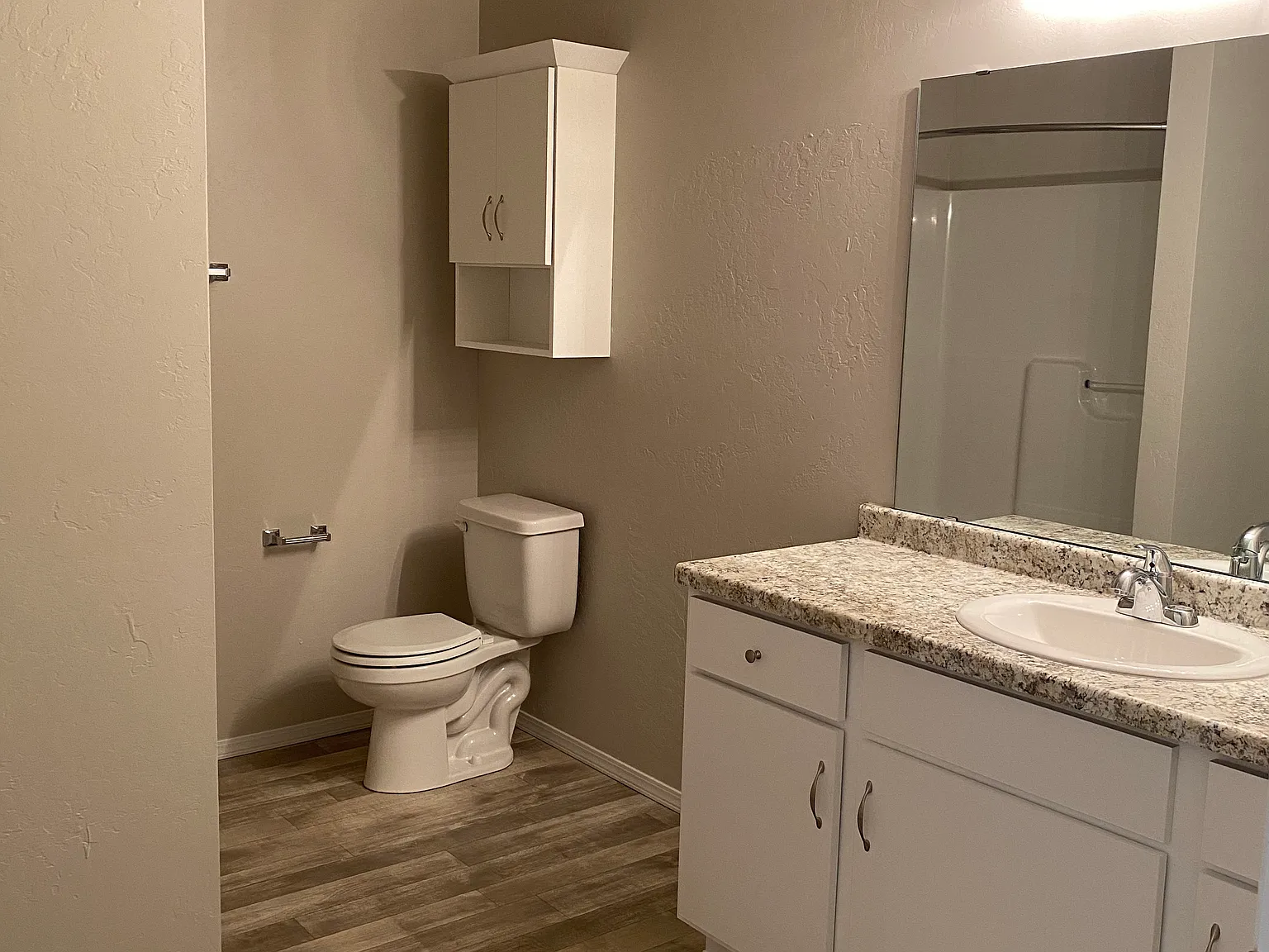 641 Green Bay Rd — Photo 3