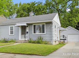 115 Montrose St NE, Grand Rapids, MI 49505