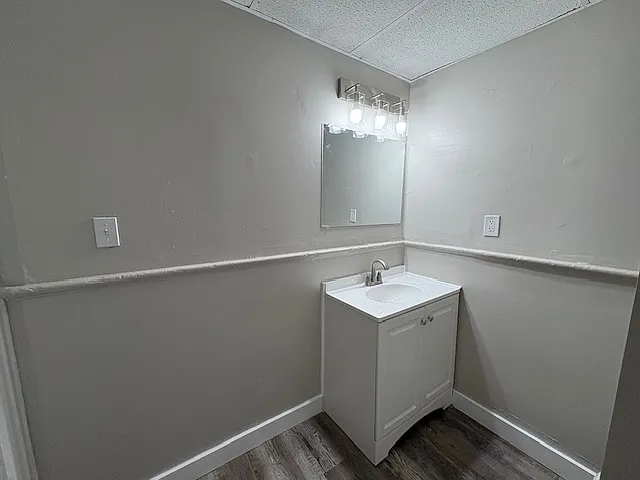 40 E Liberty St #2