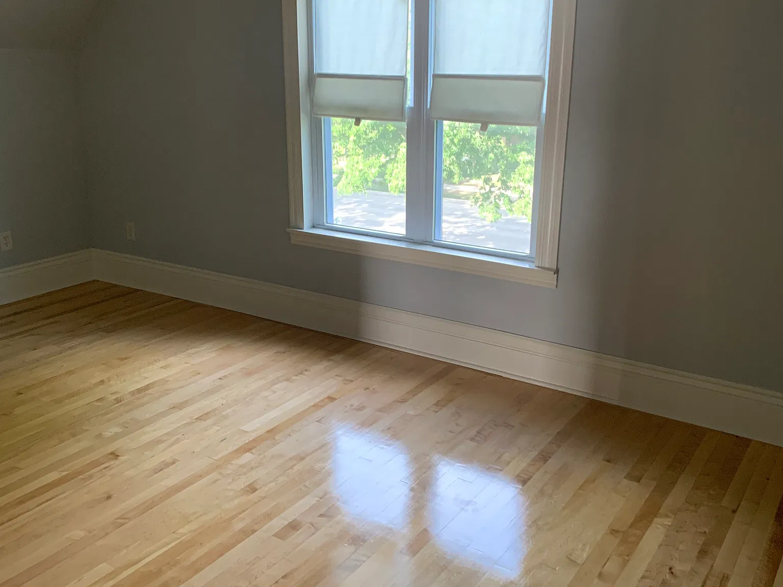 4 bed, 2.5 bath, 2300 sqft, $2,800 — Photo 4