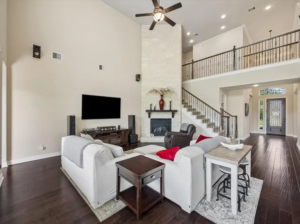 2906 Verde Valley Dr, Manvel, TX 77578