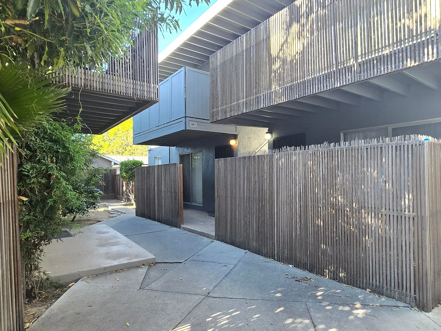 Ravenscourt — Photo 3