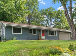 2900 Mississippi St, New Brighton, MN 55112