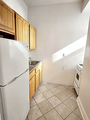 Rented by Corcoran | media 15