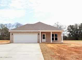 220 Marshall Smith Rd, Lucedale, MS 39452