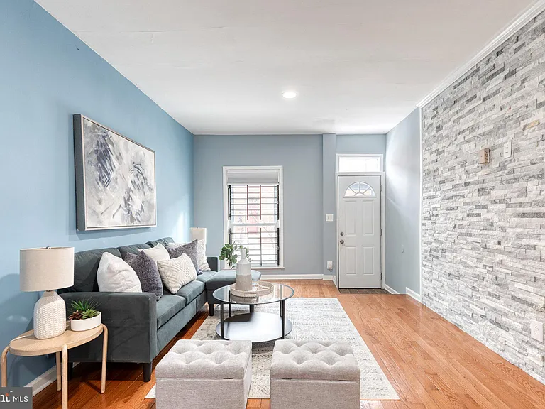 112 N Decker Ave — Photo 9