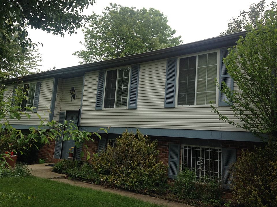 1st image of 9403 Mirror Pond Dr