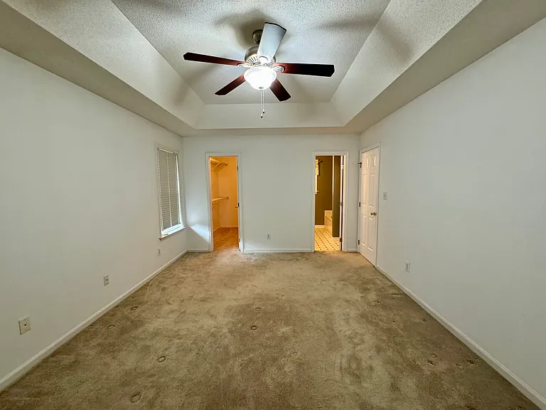 1117 Creek Haven Dr — Photo 34