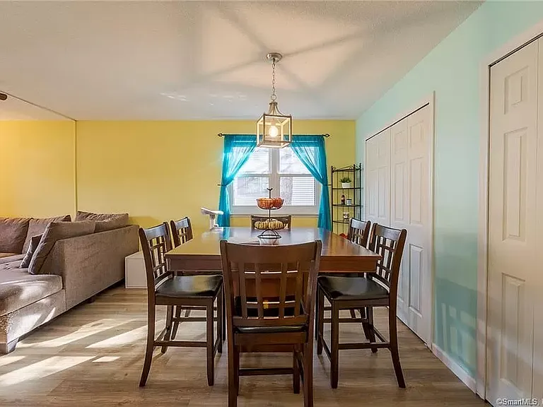 601 Twin Circle Dr #601 — Photo 3